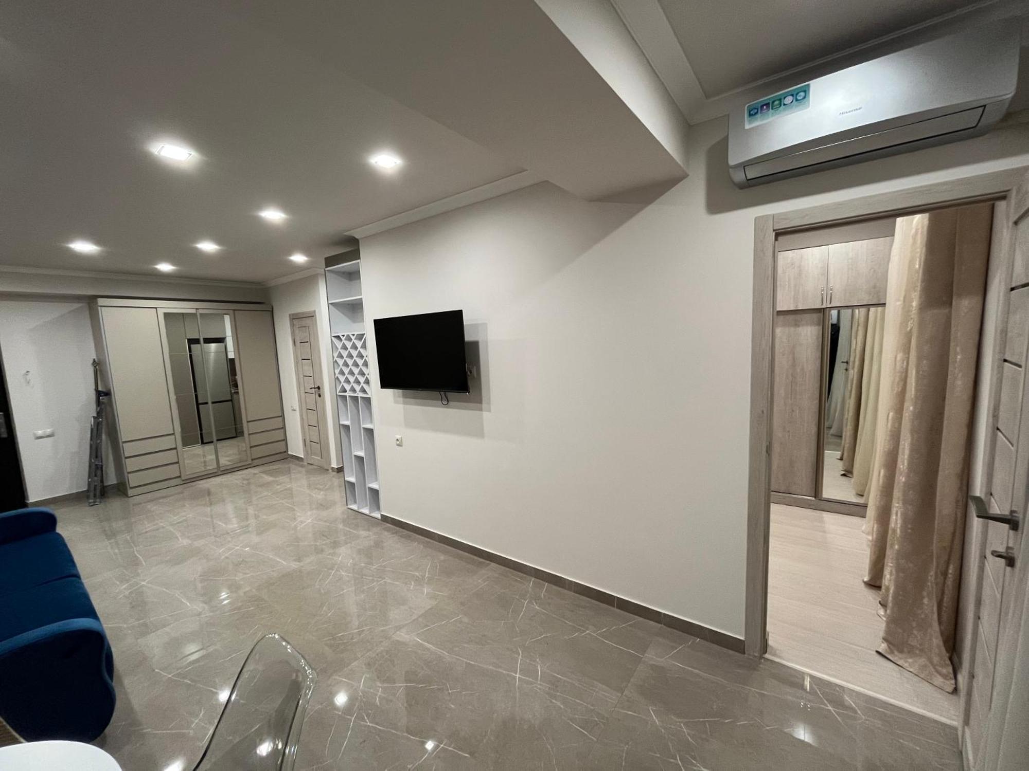 City Centre Apartment On Sakharov Square Yerevan Bagian luar foto